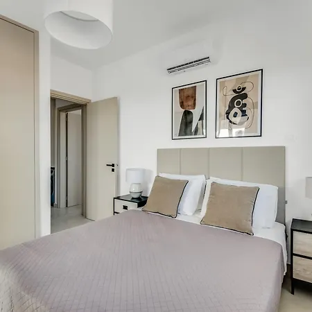 Sanders Elgio Apartmán
