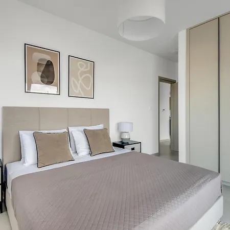 Sanders Elgio Apartamento *